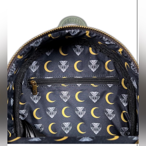 Khonshu Loungefly backpack GT exclusive - Picture 5 of 5